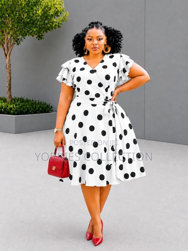 Polka Dot Elegance - thumbnail 4