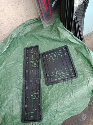Plastic Plates Mounts With Various Drilled Holed to Mount on Bumpers