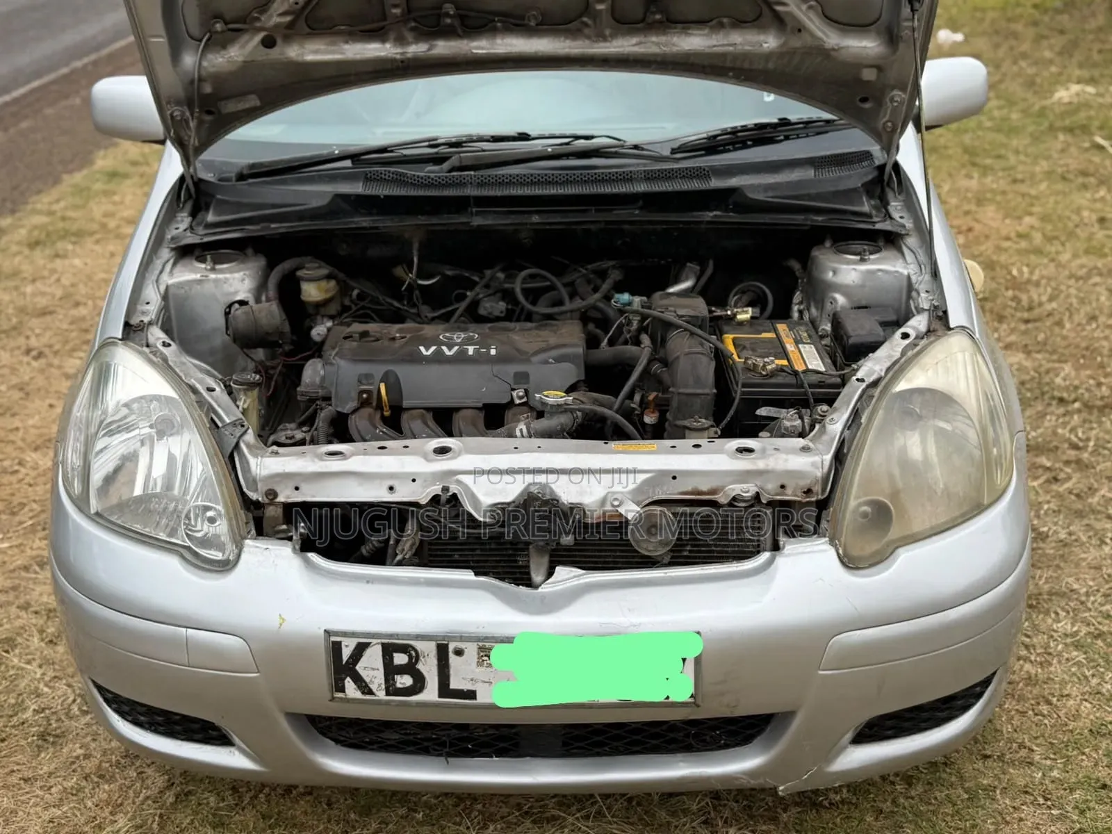 Toyota Vitz 2003 Silver