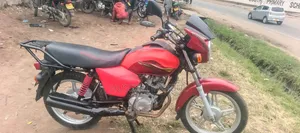 TVS HLX 125 2024 Red