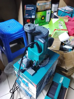 TOTAL 2200W Electric Router 