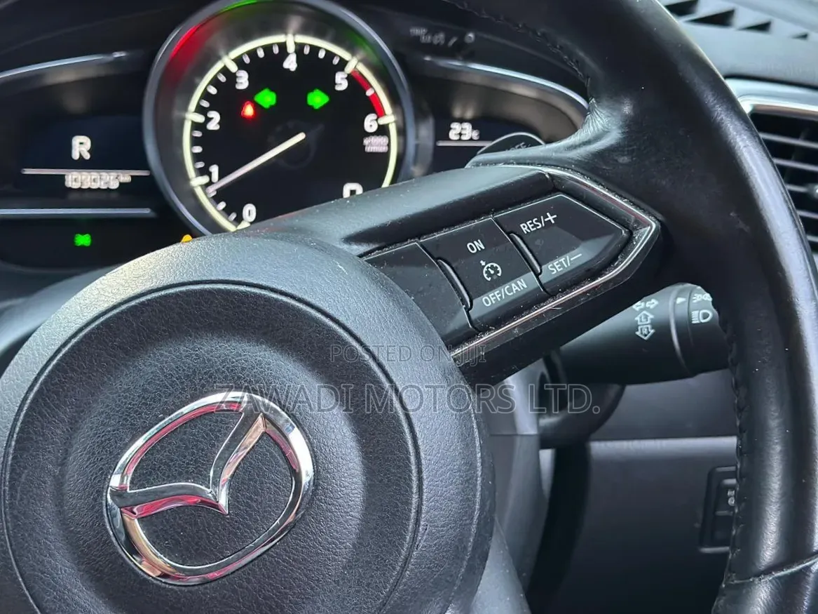 Mazda Axela 2019 Red