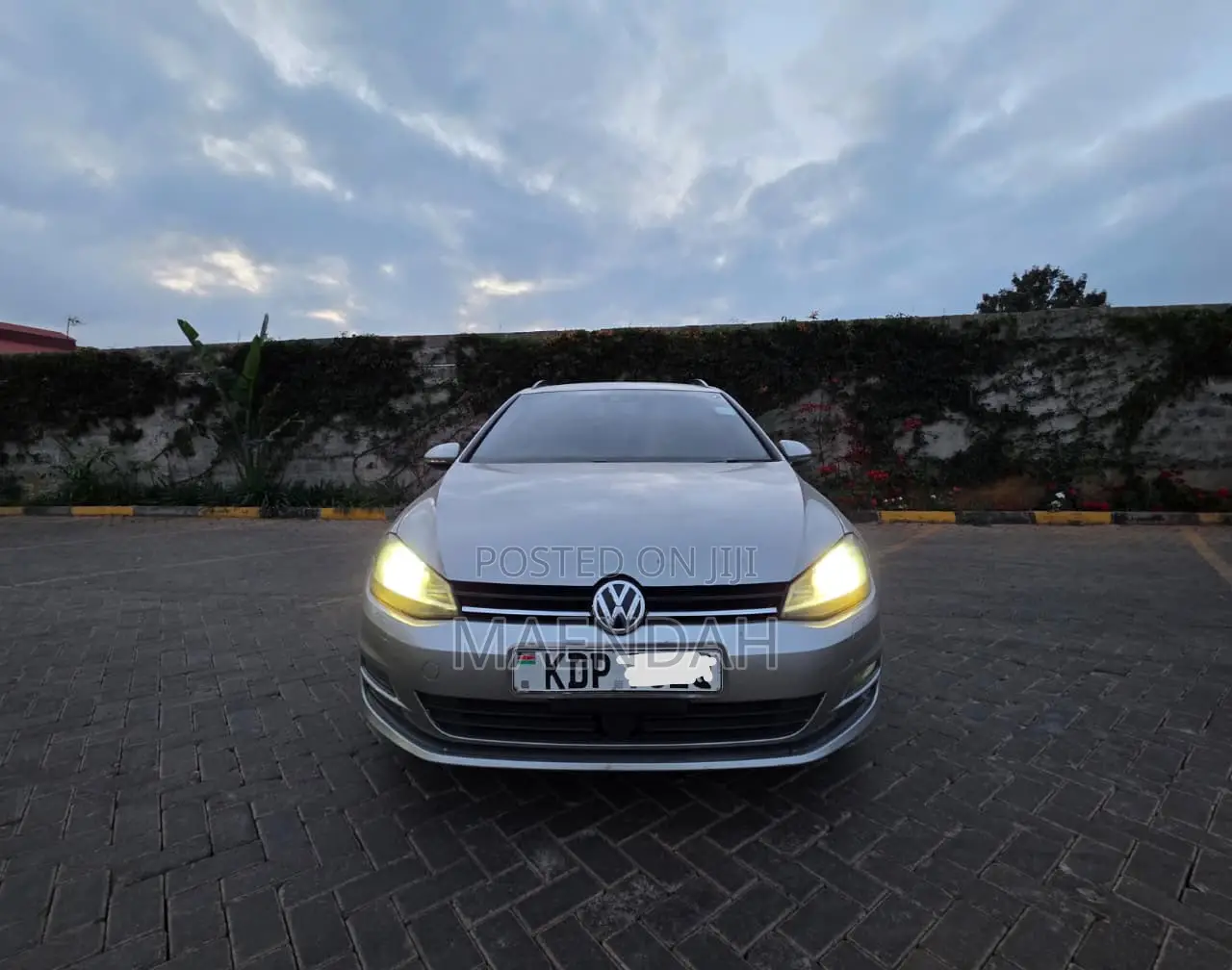 Volkswagen Golf TSI S 4-Door FWD 2016 Silver