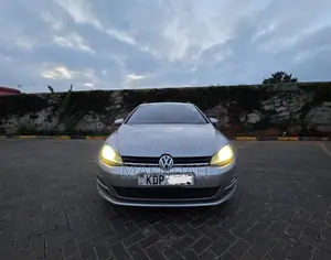 Volkswagen Golf TSI S 4-Door FWD 2016 Silver