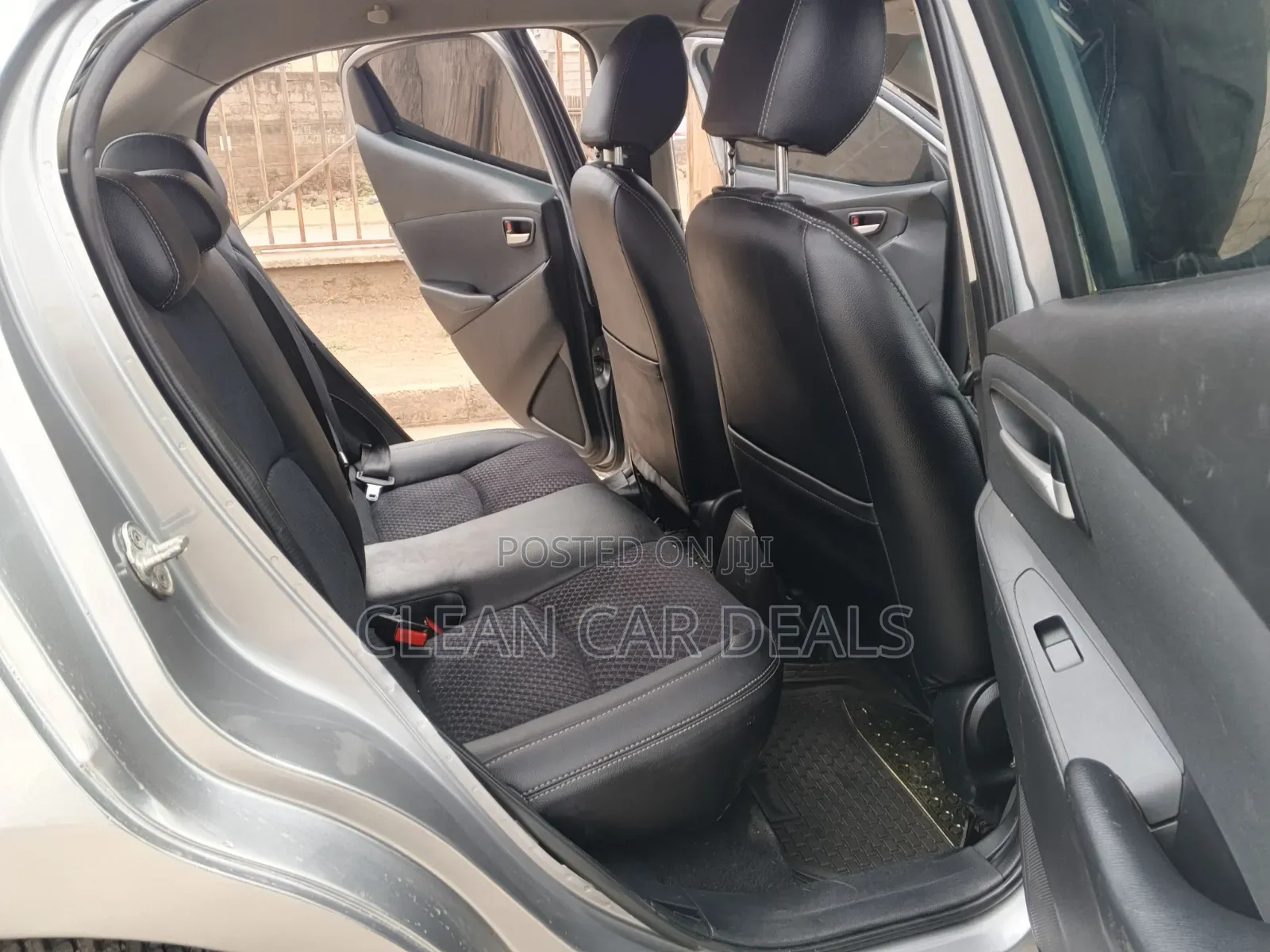 Mazda Demio 2015 Silver