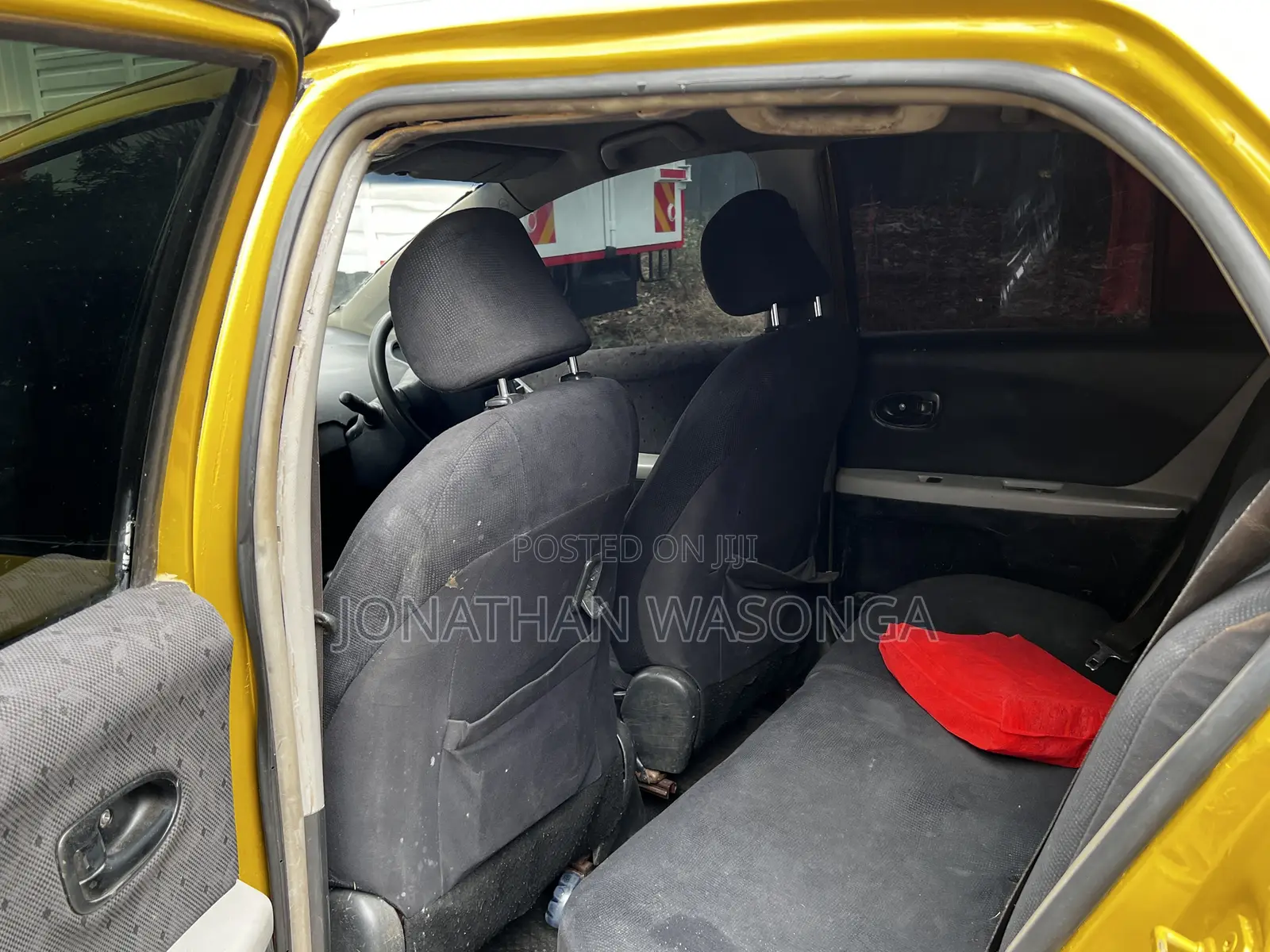 Toyota Vitz 1.3 FWD 5dr 2005 Burgundy