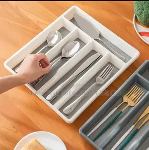 White Plastic Cutlery Set Organiser
