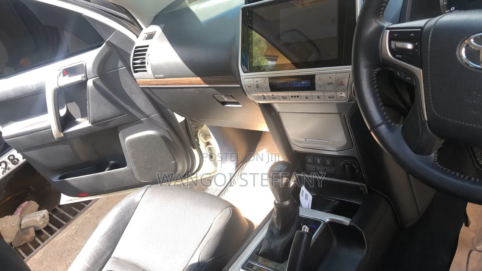 Toyota Land Cruiser Prado 2018 White
