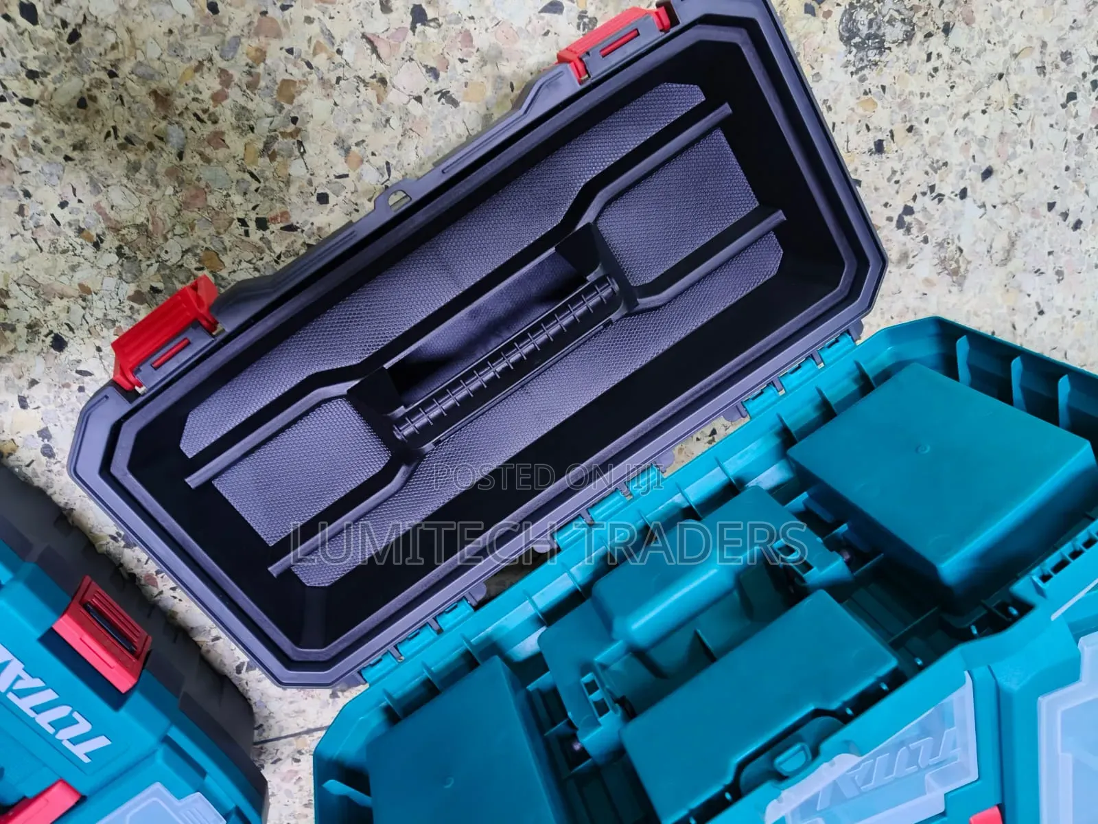 Total 17" Tool Box