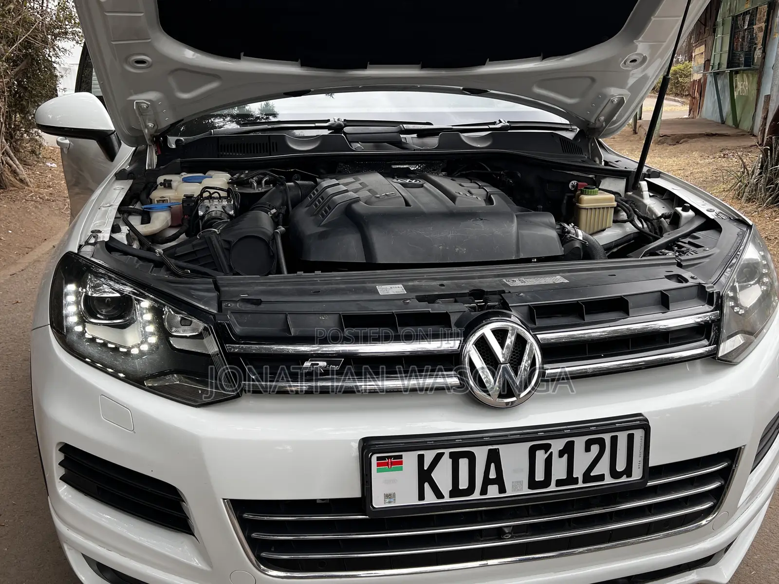 Volkswagen Touareg TDI R-Line 4dr SUV AWD (3.0L 6cyl Turbodiesel 8A)