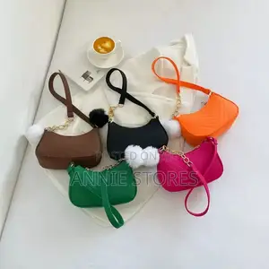 Tot and Shoulder Bags