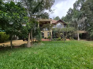 5bdrm Maisonette in Kerarapon for sale