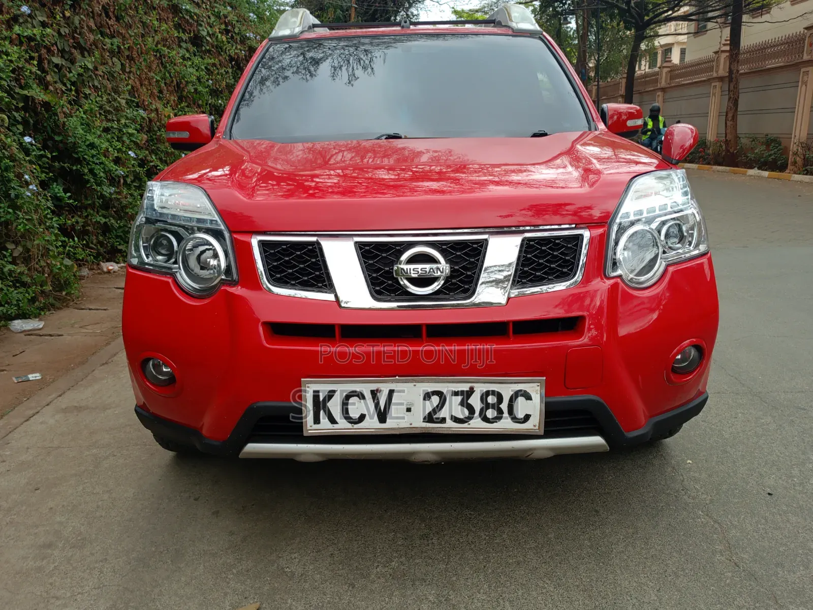 Nissan X-Trail 2.0 Petrol XE 2012 Red