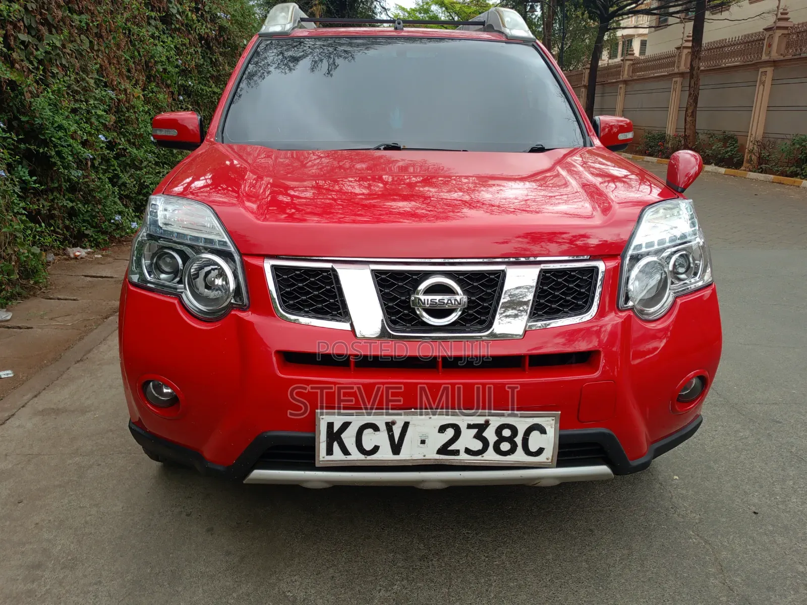 Nissan X-Trail 2.0 Petrol XE 2012 Red