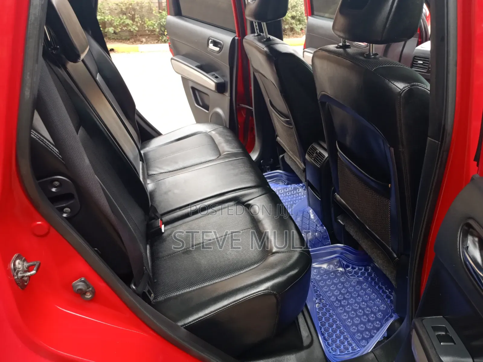 Nissan X-Trail 2.0 Petrol XE 2012 Red