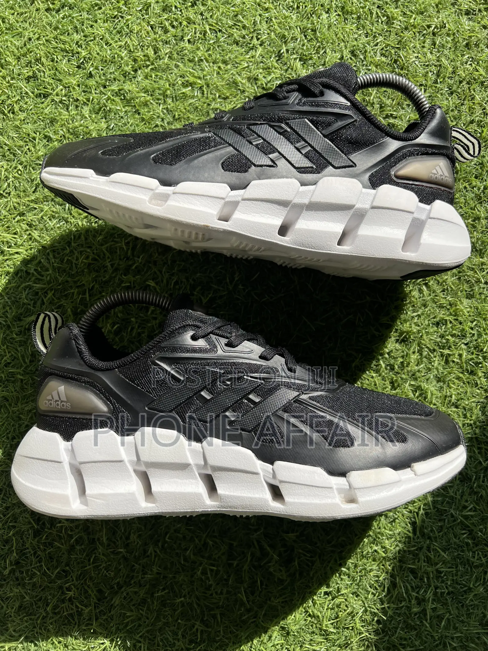 Thrift Mtumba Sneaker
