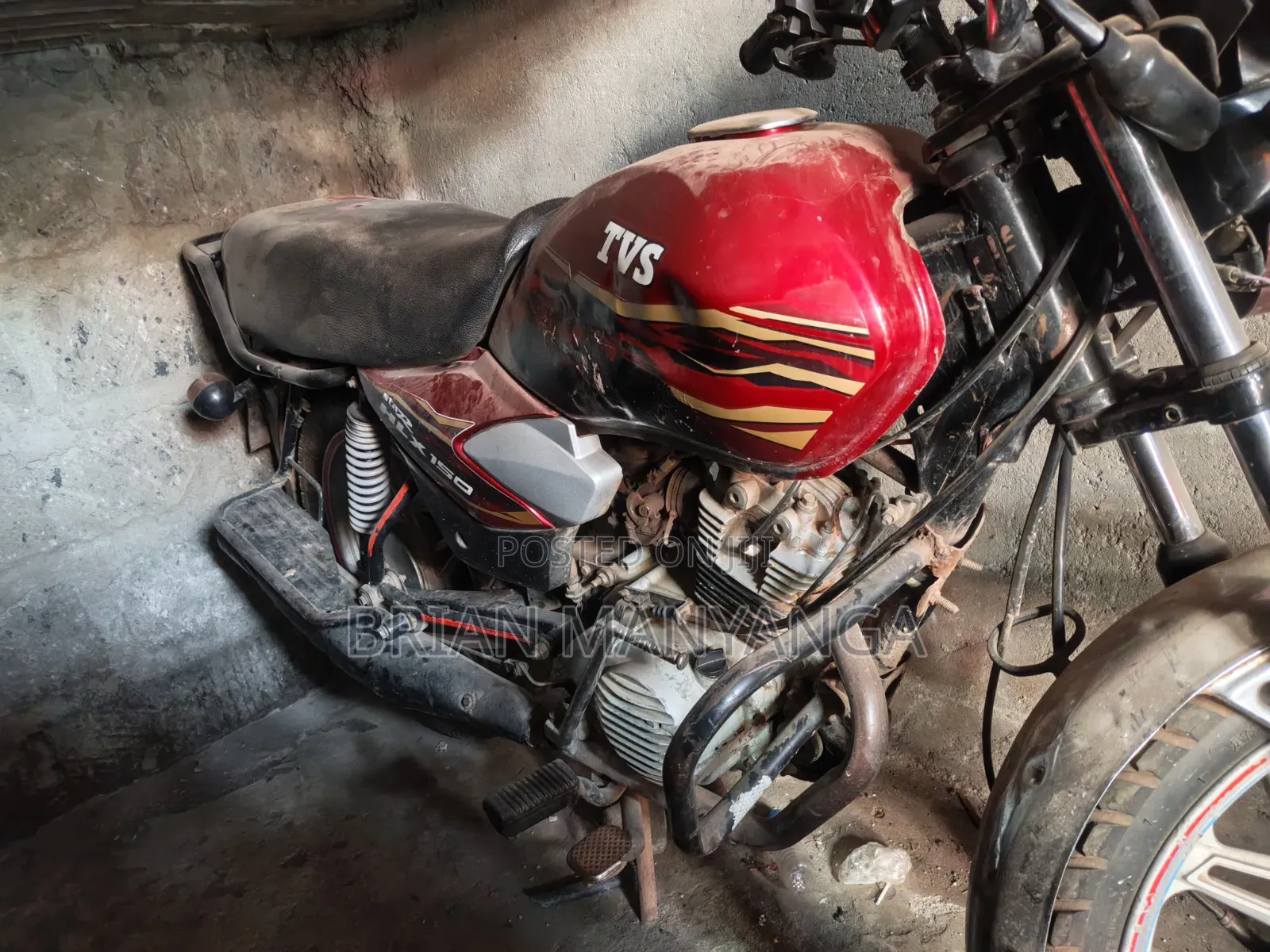 TVS HLX Plus ES 2018 Red