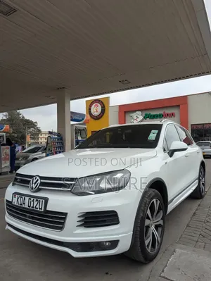 Volkswagen Touareg 2014 White