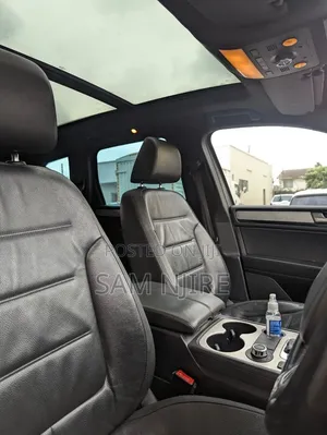 Volkswagen Touareg 2014 White