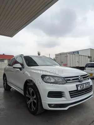Volkswagen Touareg 2014 White
