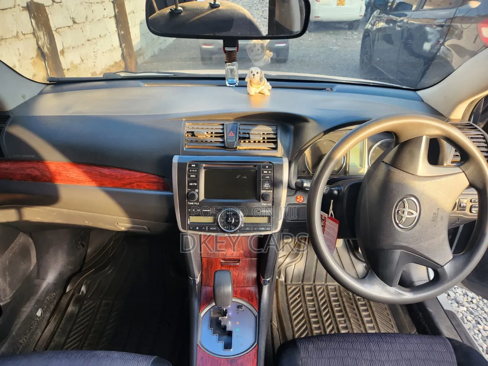 Toyota Allion 2010 Silver