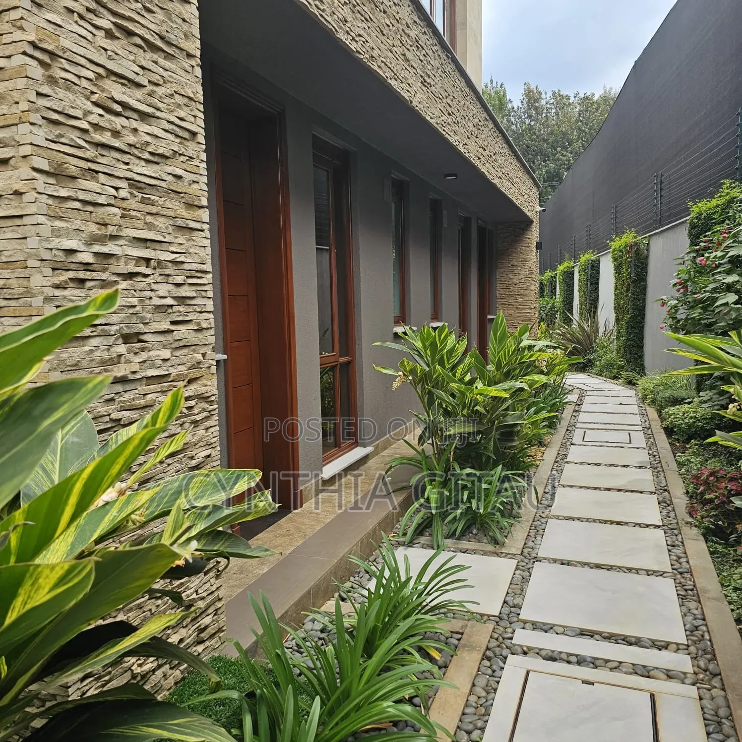 5bdrm Mansion in Runda for sale