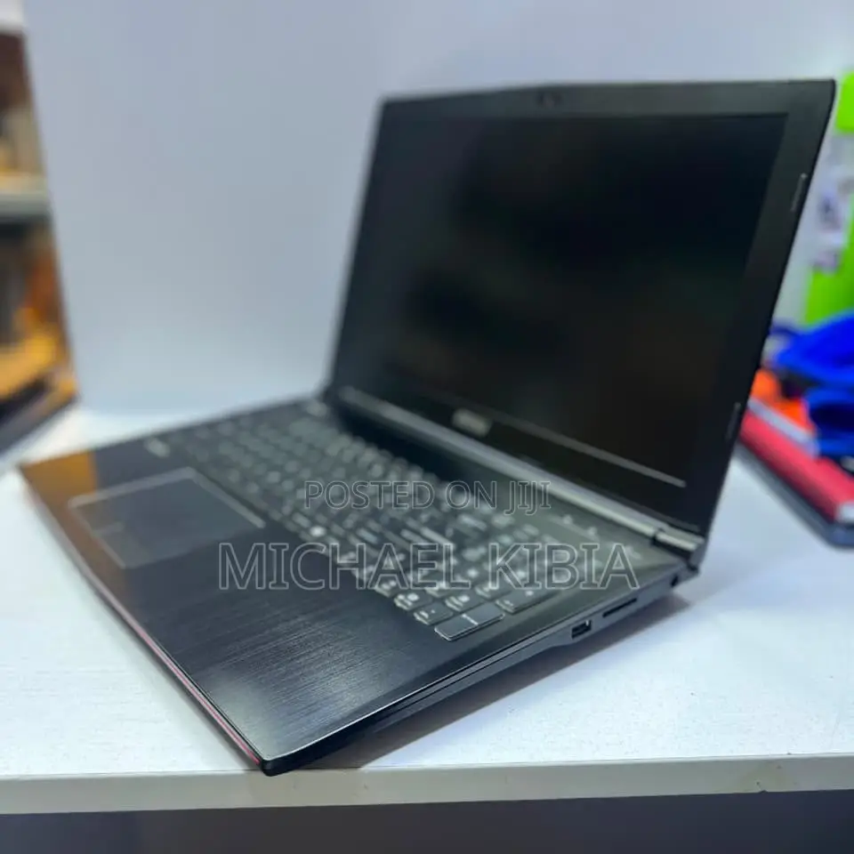 Laptop MSI GT70 32GB Intel Core i7 HDD+SSD 256GB