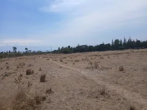 3.5 Acrea Along Nanyuki Nyeri Highway