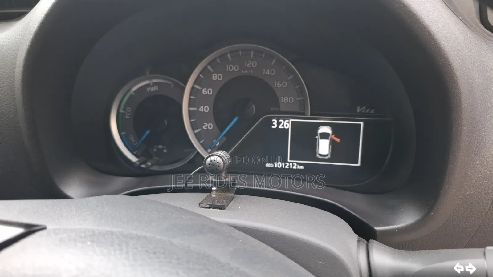 Toyota Vitz 1.5 FWD Hybrid 5dr 2019 Silver