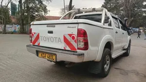 Toyota Hilux 2015 White