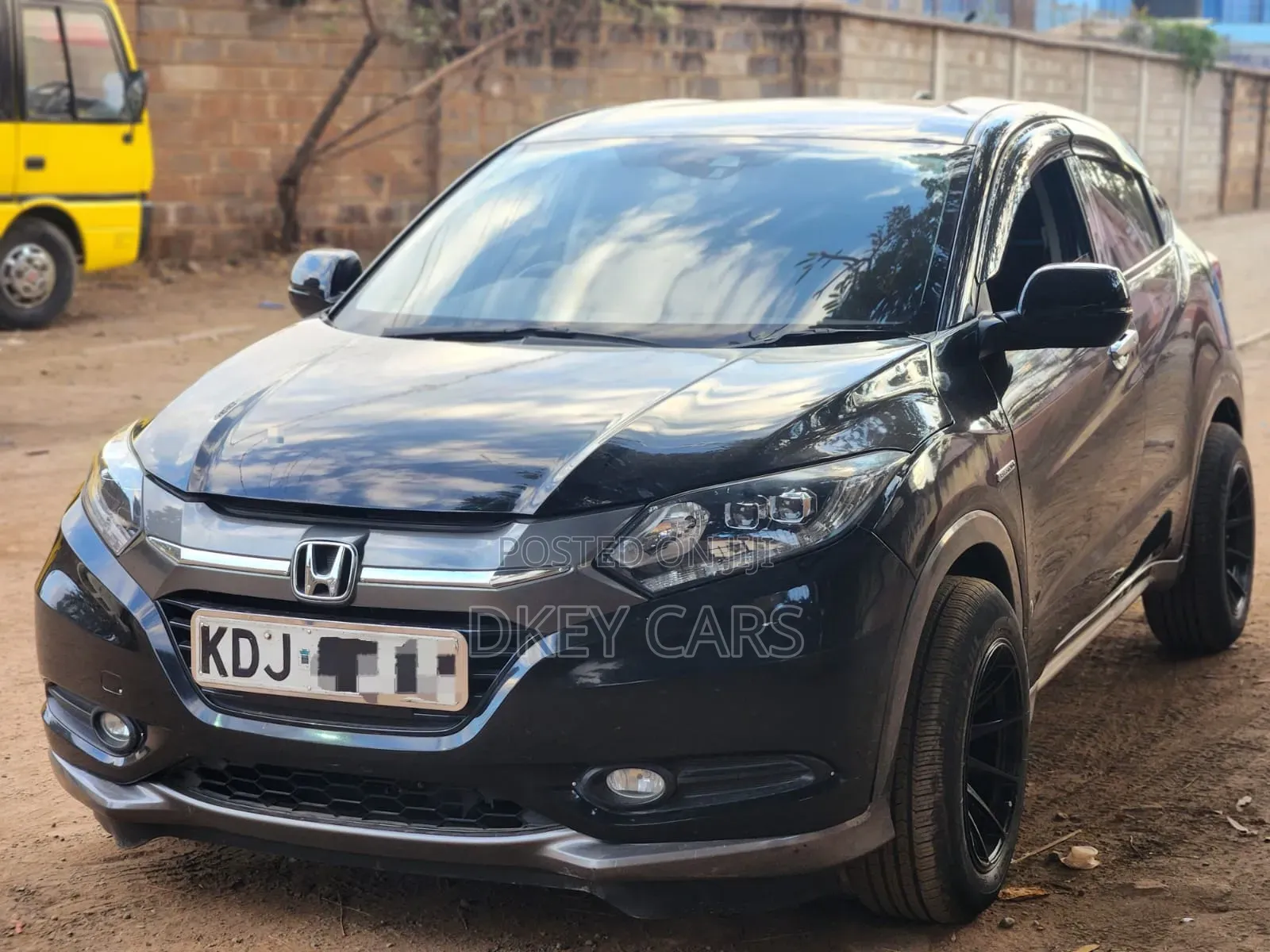 Honda Vezel 2015 Black