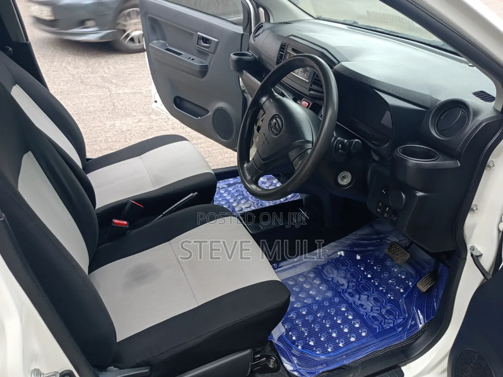 Daihatsu Mira 2018 White