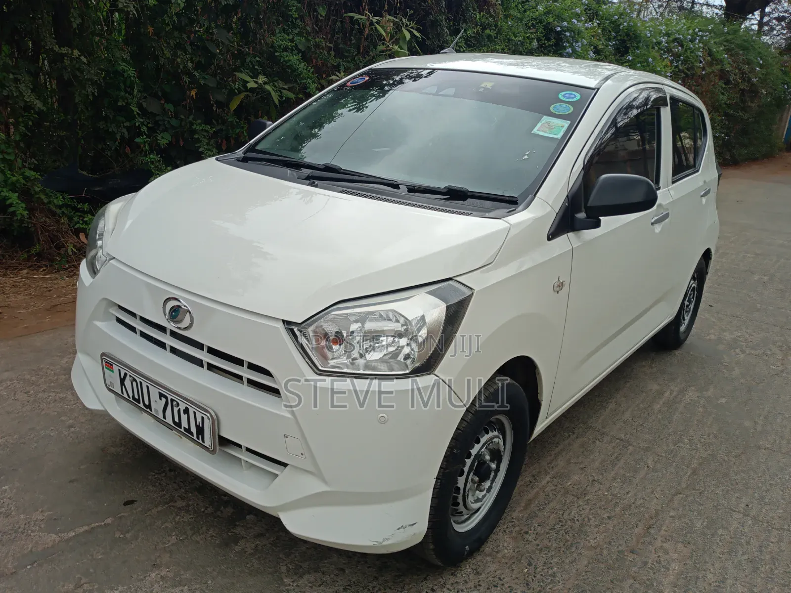 Daihatsu Mira 2018 White