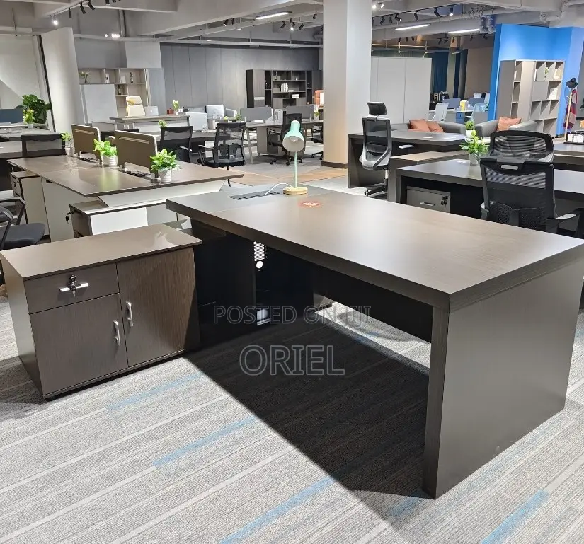 Office Desk: 180cm L-Shaped Office Table