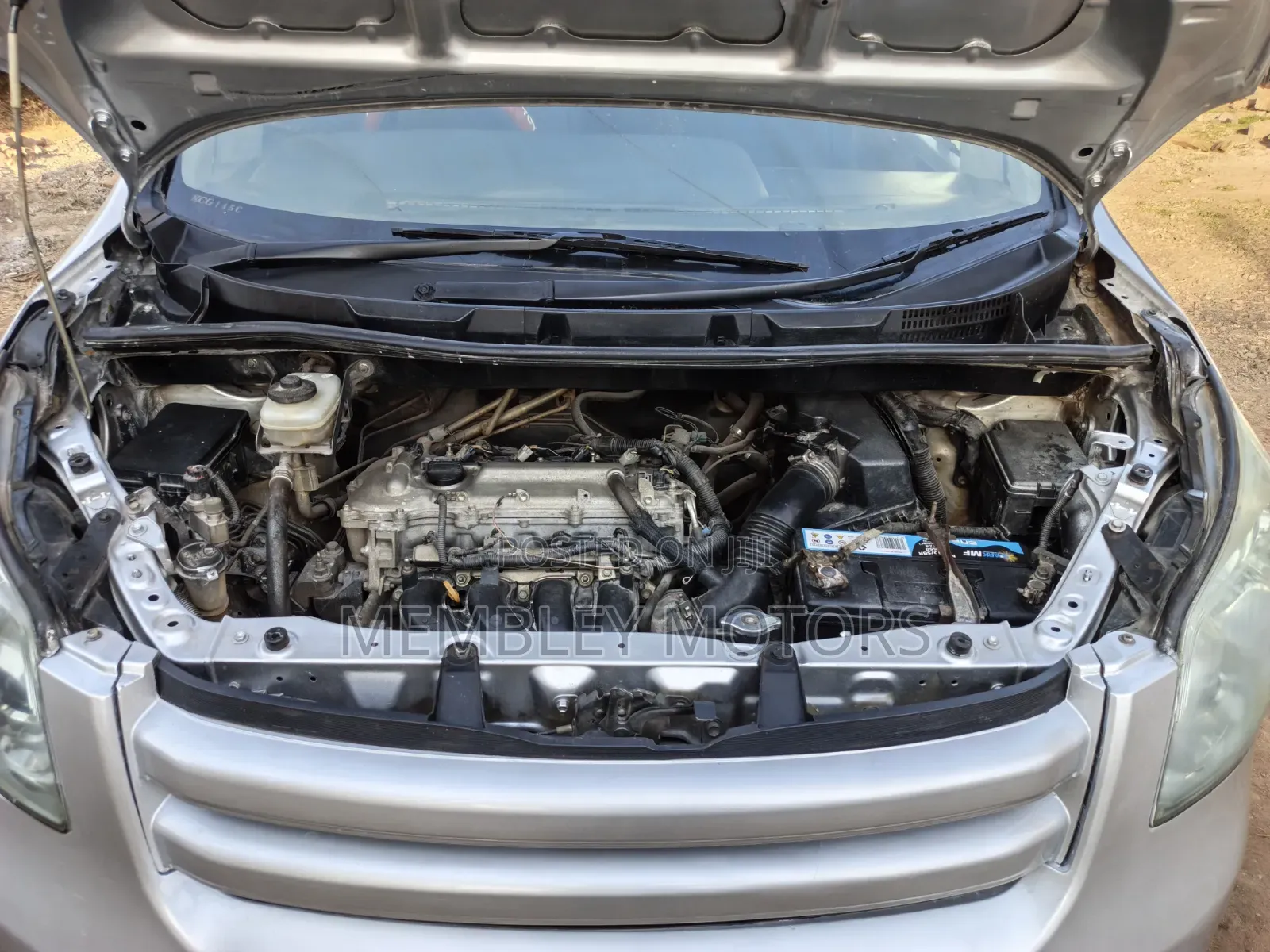 Toyota Noah 2.0 143hp FWD (8 Seater) 2008 Silver