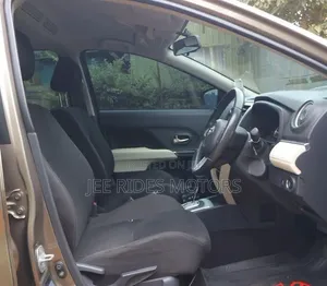 Toyota Rush 1.5 RWD 2019 Gold