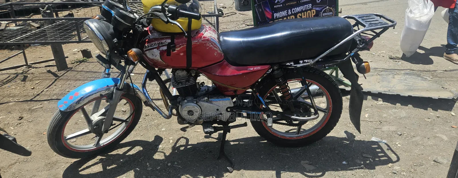 Bajaj Boxer 100 2018 Red