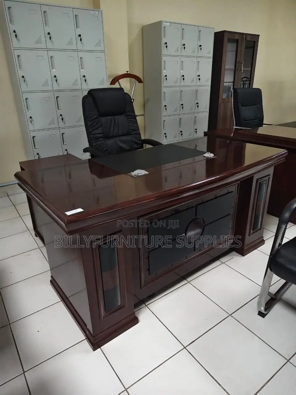 Classic Mahogany Executive Office Desk With Leather Inlay