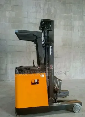 Electric Forklift for Hire