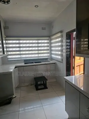 Style, Comfort, and Privacy in One With Horizontal Blinds