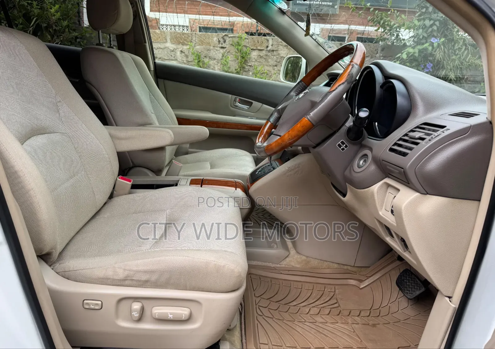 Toyota Harrier 2012 White