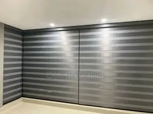 Beautiful Horizontal Blinds for Waiting Areas.