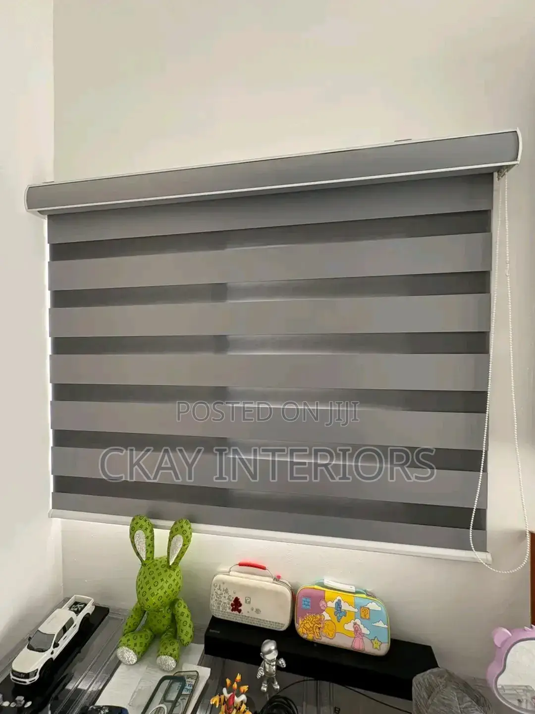 Elegant Horizontal Blinds for Meeting Rooms.