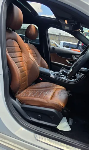 Mercedes-Benz C200 2020 White