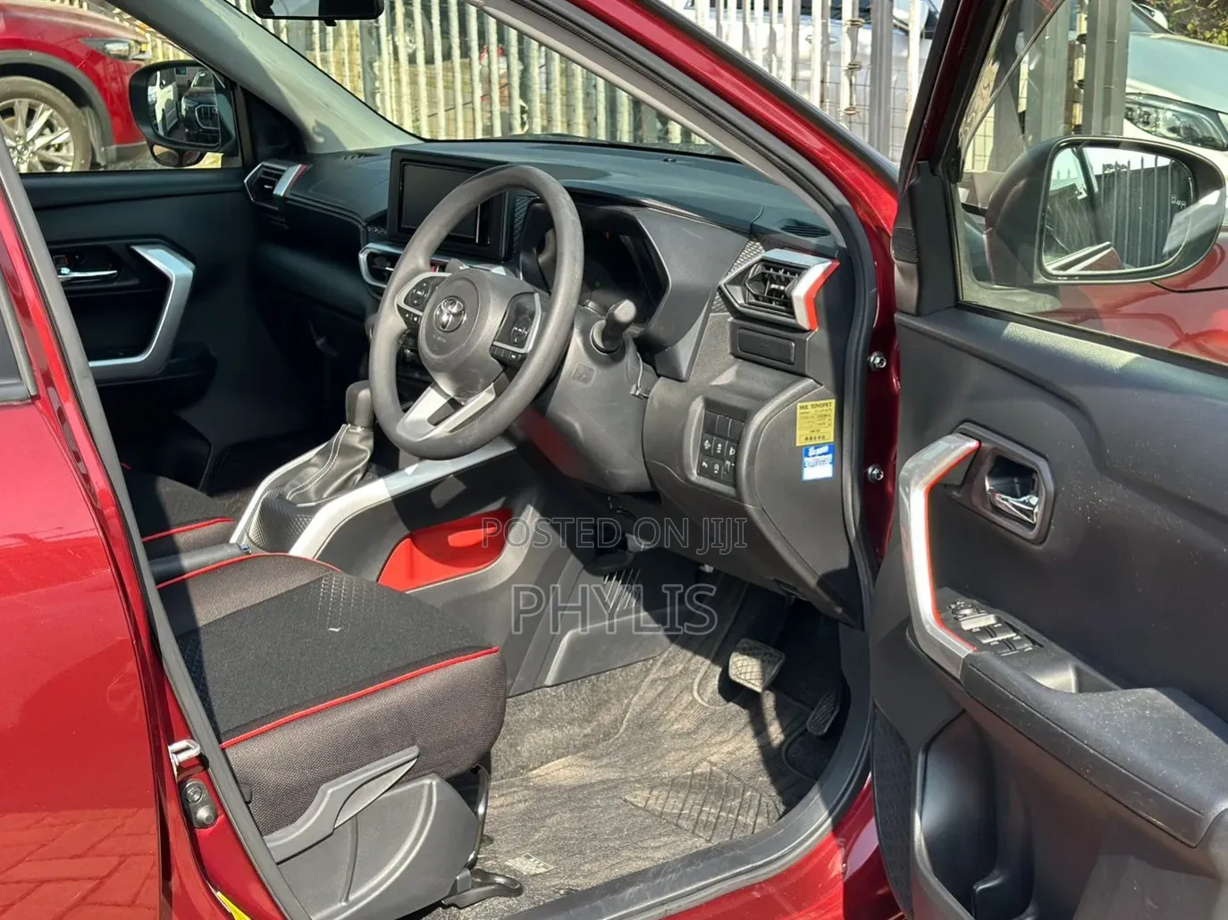 Toyota Raize 1.0 FWD 2020 Maroon