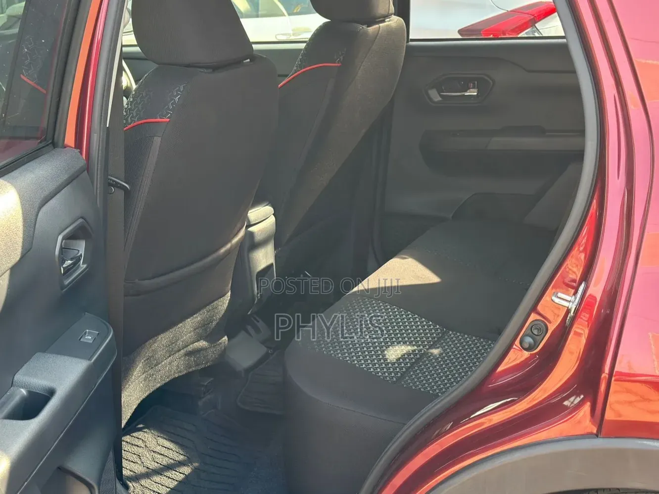 Toyota Raize 1.0 FWD 2020 Maroon