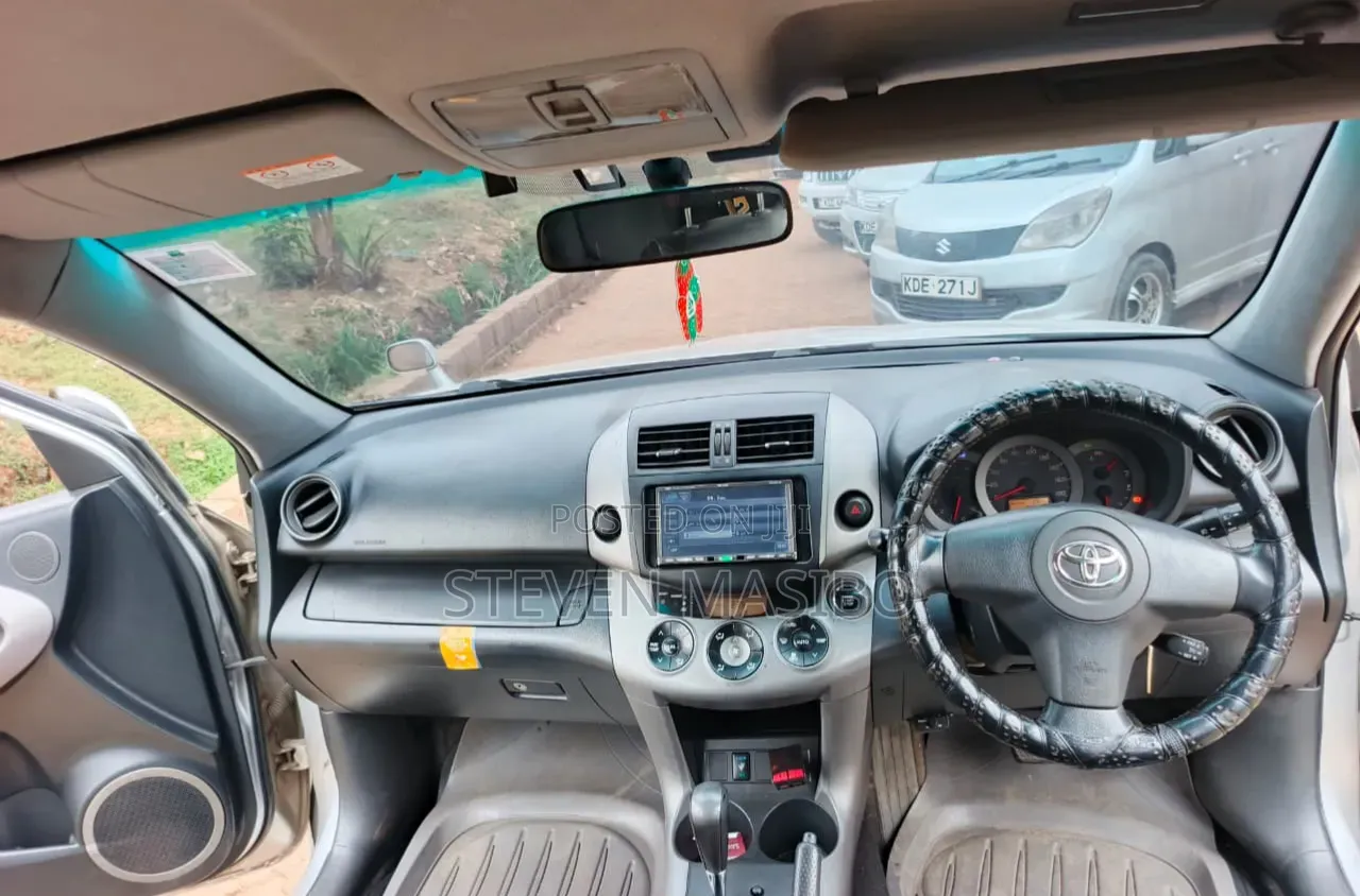 Toyota RAV4 2007 Silver