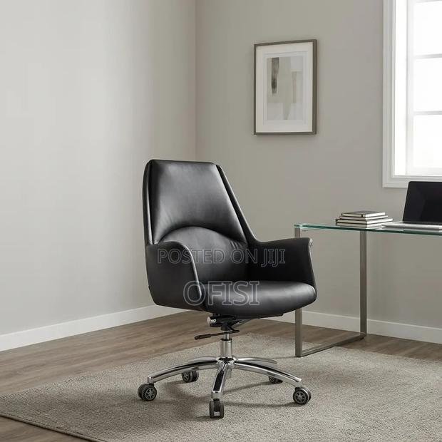 Office Chair; Ergonomic Executive Leather Chair