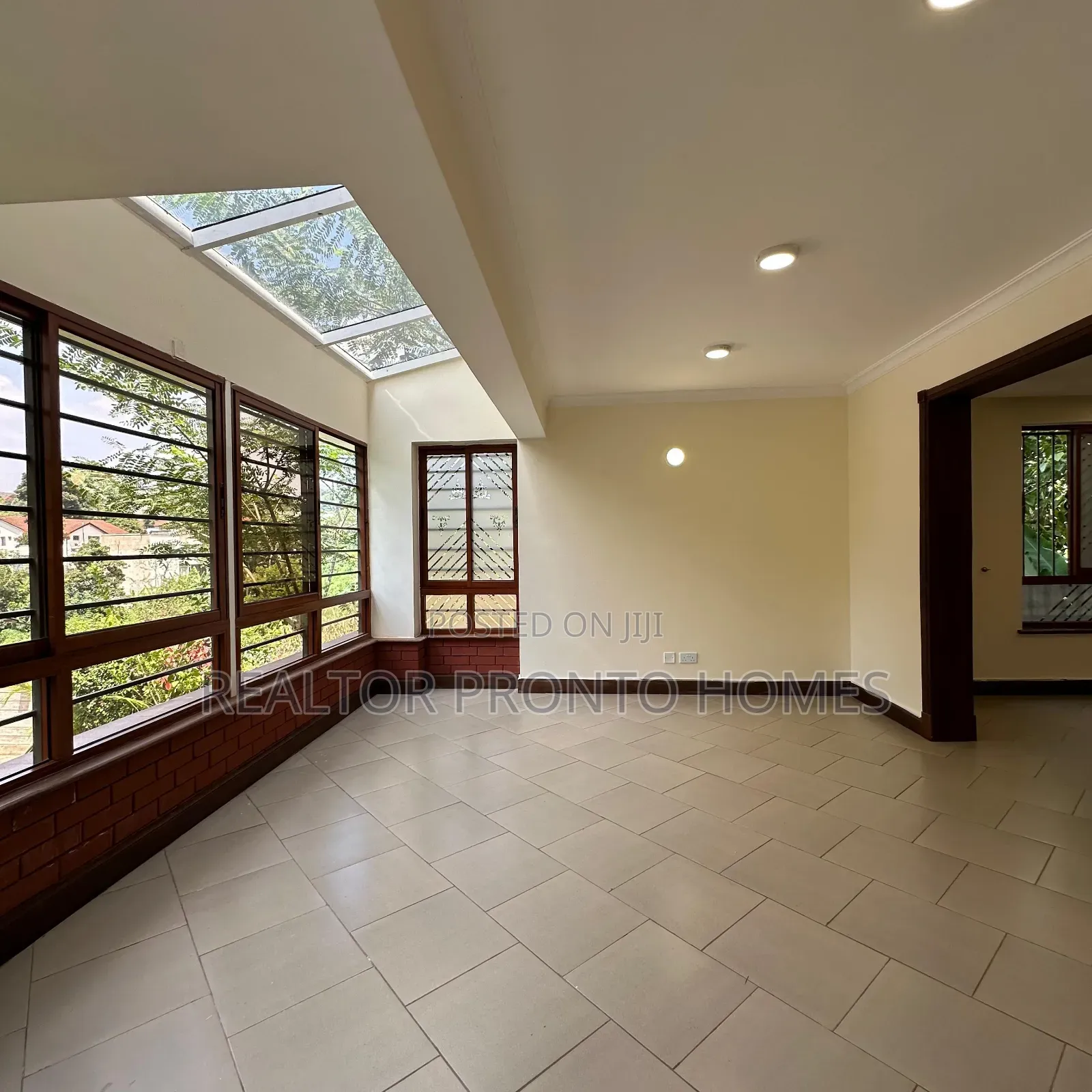 5bdrm Villa in Westlands, Spring Valley for sale