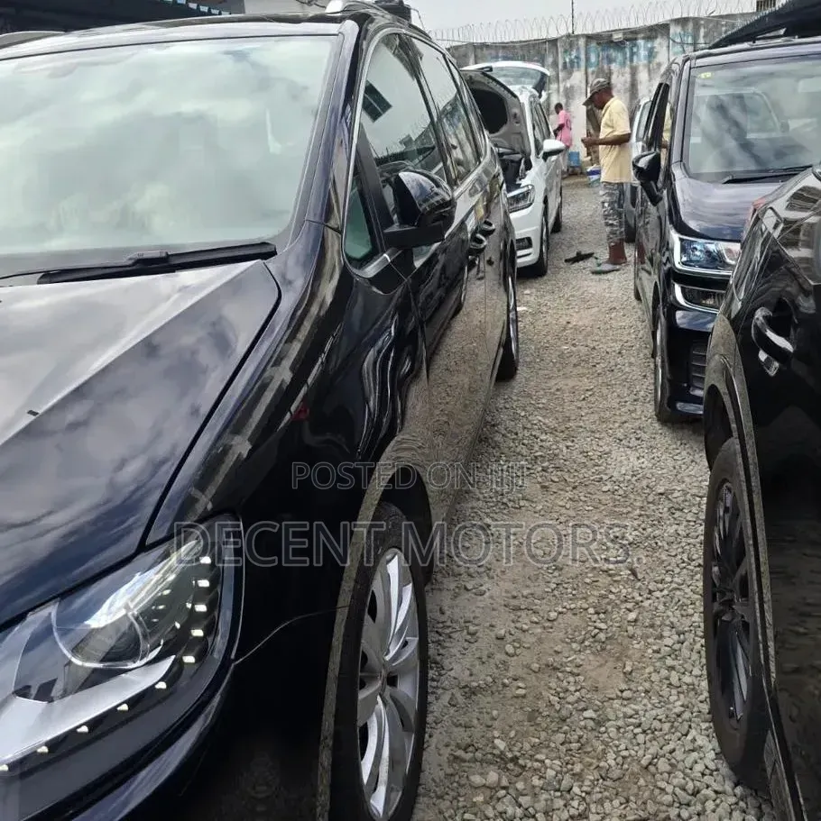 Volkswagen Sharan 2019 Black